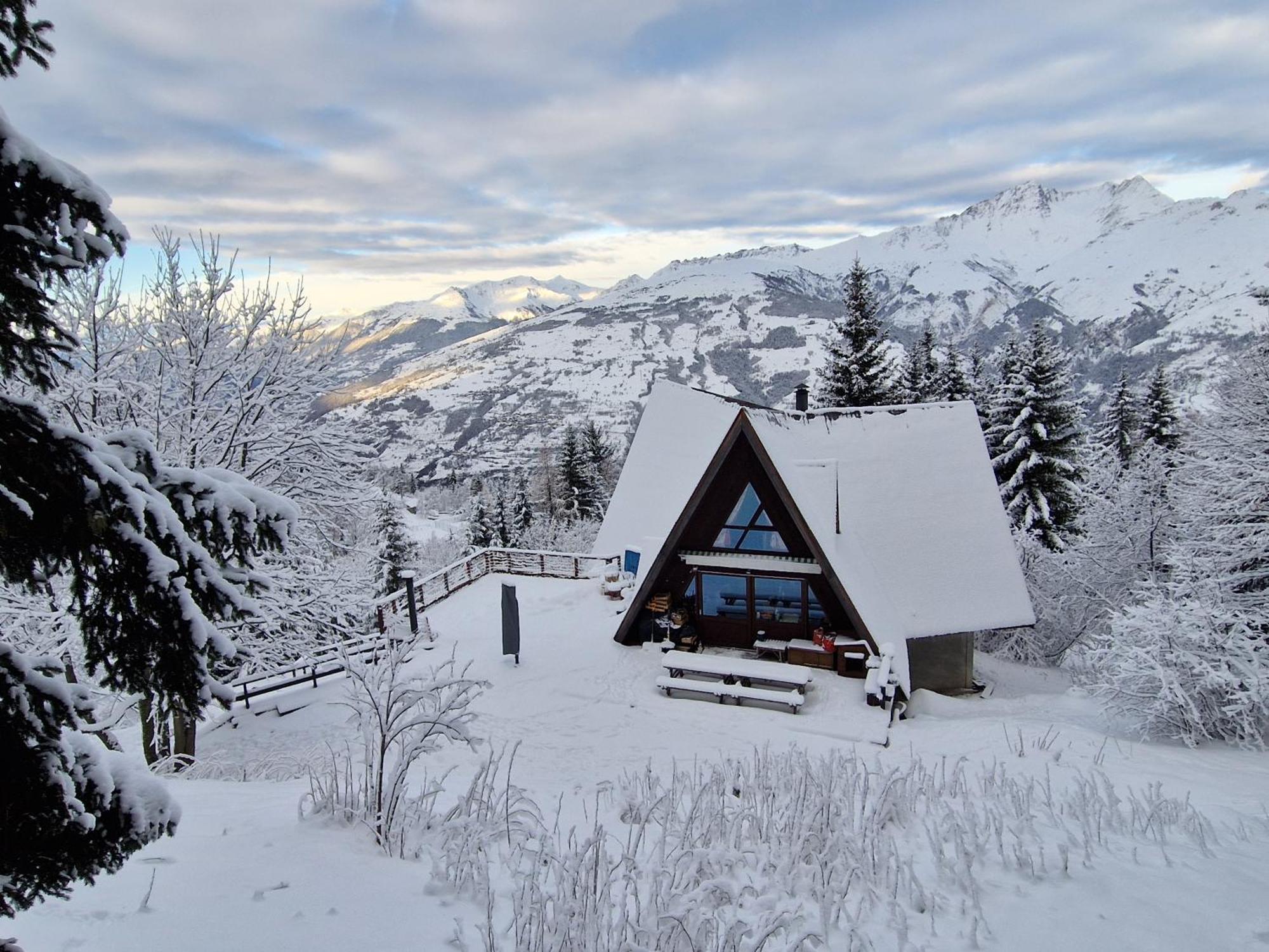 Le Chalet Pointu De Capucine Bourg-Saint-Maurice Exterior foto